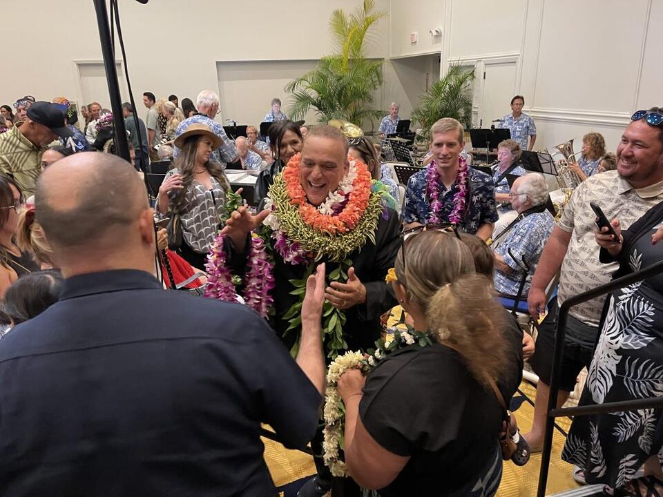 New Hawaiʻi Island mayor Kimo Alameda, county council sworn in during ...