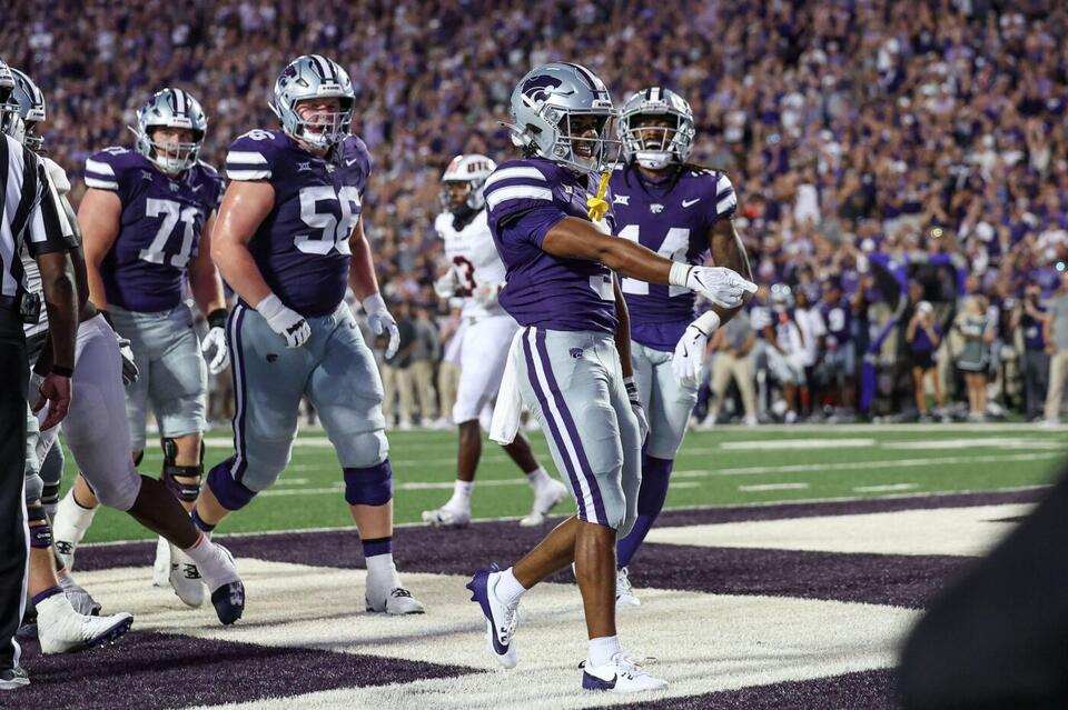 A Kansas State Fan Actually Followed Through With His Promise To Shove ...