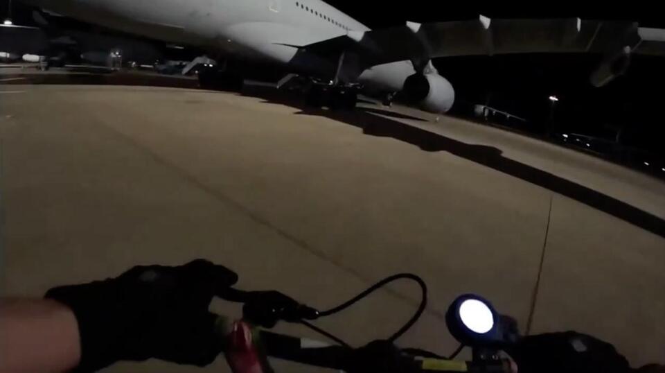 WATCH: Gaza Activists Sabotage Military Jets After Raiding UK’s Largest ...