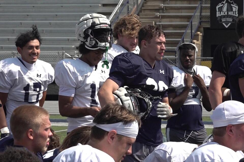 SD Mines football team relying on experience this season