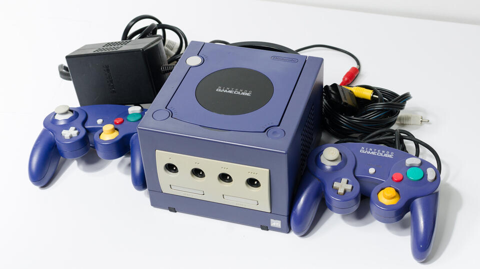 One Of The Rarest GameCube Consoles Sells For Thousands Of Dollars ...