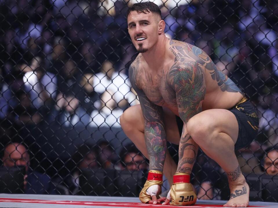 Tom Aspinall announces he is the official backup fighter for UFC 309