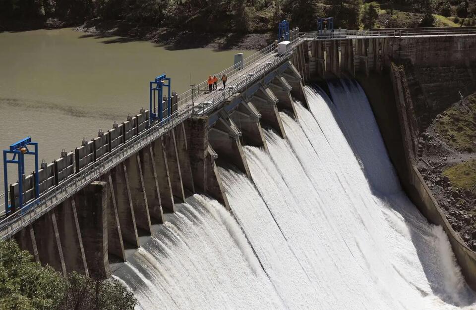 Federal agency rejects Southern California water district’s bid to intervene in PG&E’s plans to remove 2 Eel River dams
