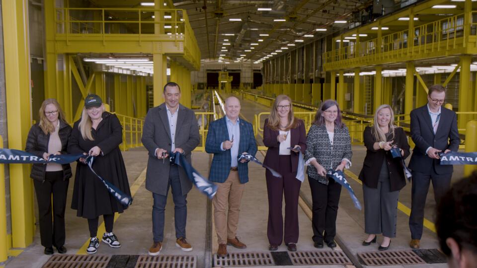 ⚠️ New Seattle facility boosts Amtrak Cascades reliability - NewsBreak