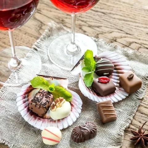 📅 Wine, Cheese & Chocolate Stroll in Deadwood Nov 7 - NewsBreak