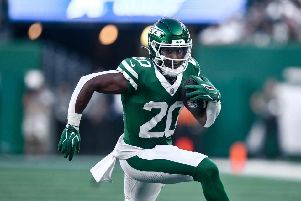 Jets Running Back Breece Hall Suffers Groin Strain During Practice ...
