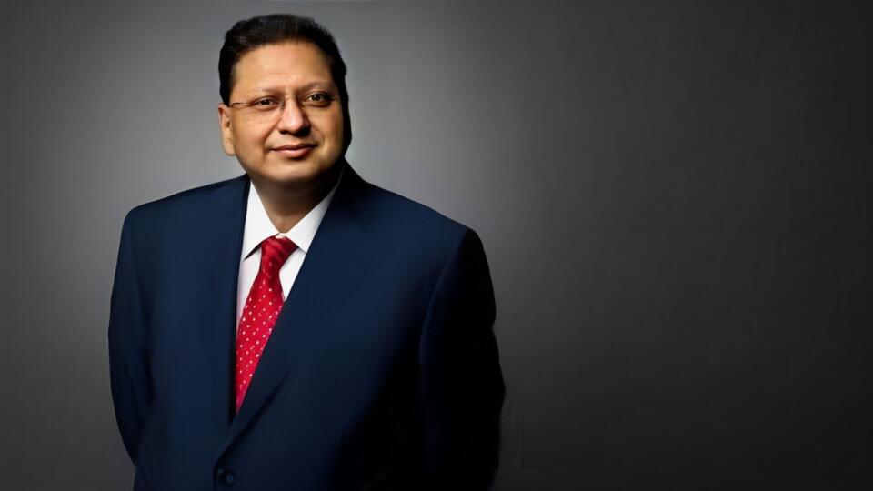 Ex-Sovereign Health CEO Tonmoy Sharma arrested in $149M fraud, kickback ...