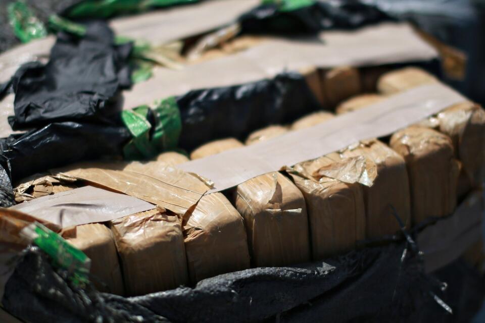 Authorities Seize Over 475 Pounds of Cocaine at Montana-Canada Border ...