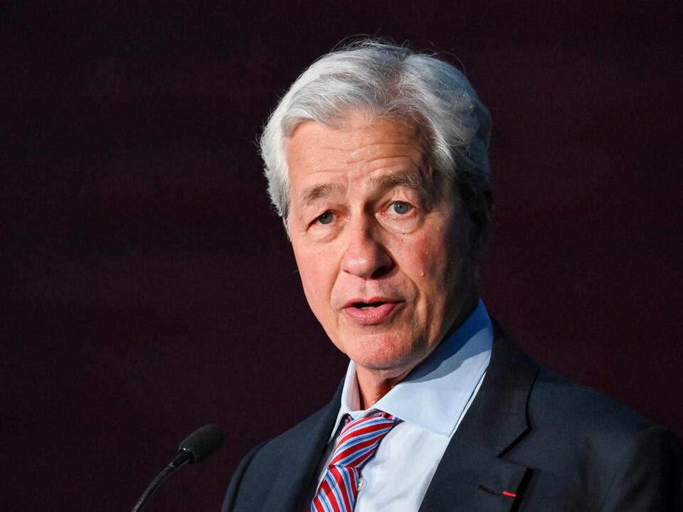 Jamie Dimon hinted at what he might do after JPMorgan - and it's not politics