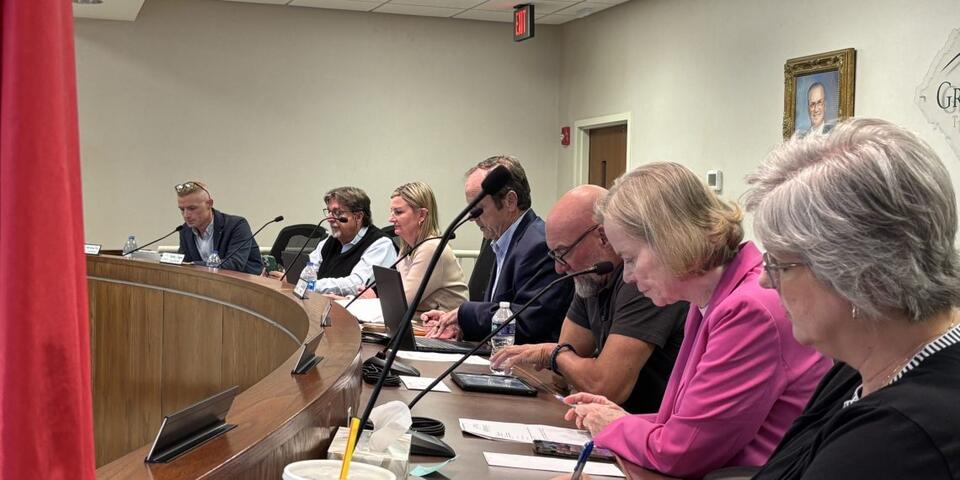 Greeneville City Council Approves Hangar Grant, Sewer Improvements ...