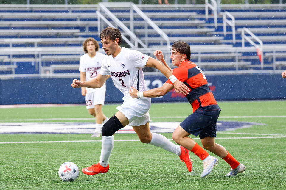 UConn men’s soccer cruises past Western Michigan 4-1 to snap three-game skid