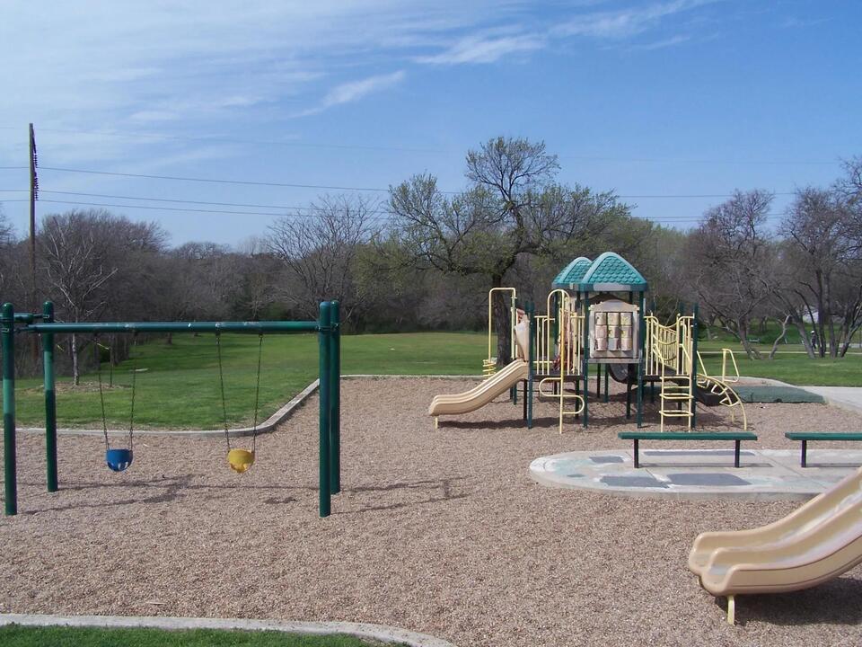 Residents send Fort Worth’s Titus Paulsel Park plan back to the drawing ...