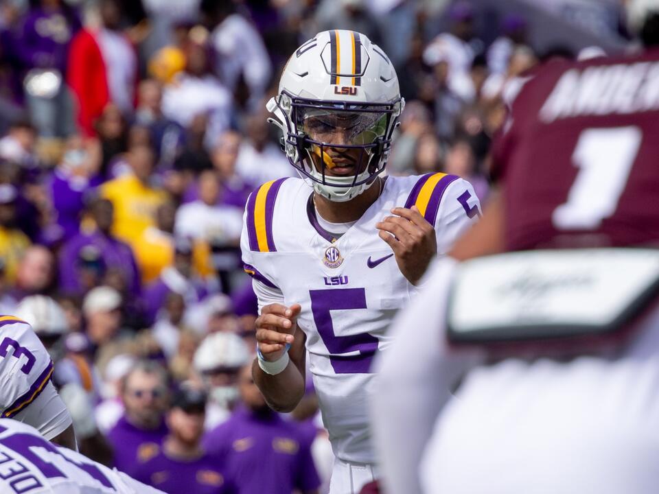 LSU quarterback Jayden Daniels announces bowl game decision
