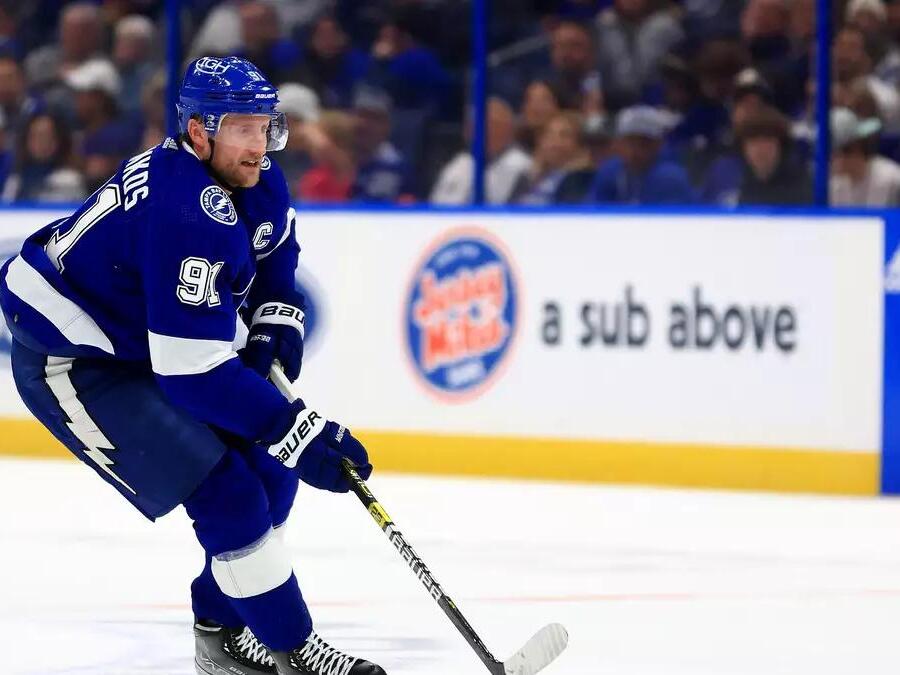 Lightning Defeat Ducks For Third Straight Win