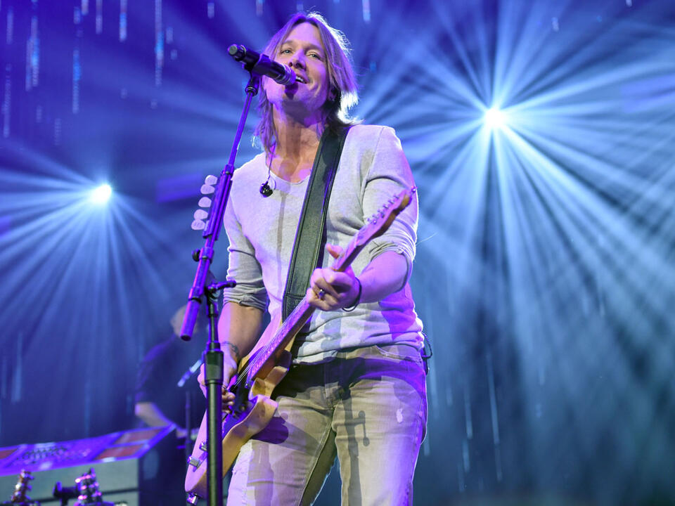 Keith Urban Announces 2025 ‘High & Alive World Tour’ Dates, Setlist