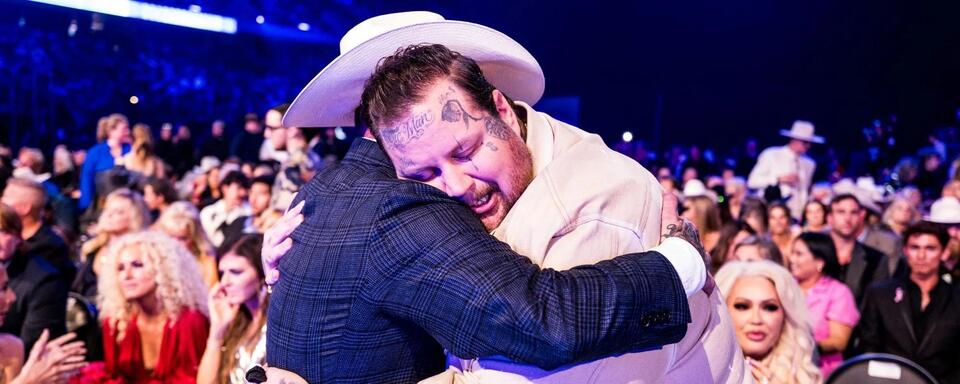 Jelly Roll Will Have This Picture With Cody Johnson “Framed Until I Die” - NewsBreak