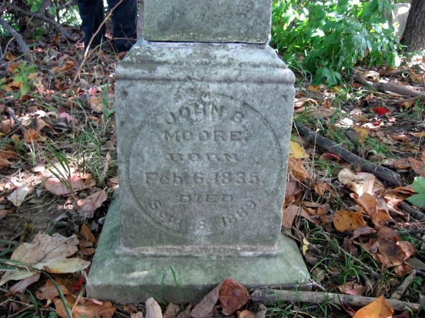 Here Lies a Revolutionary War Soldier: John Beach Moore II