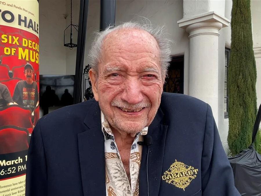 Local magicians remember Milt Larsen, founder of Magic Castle