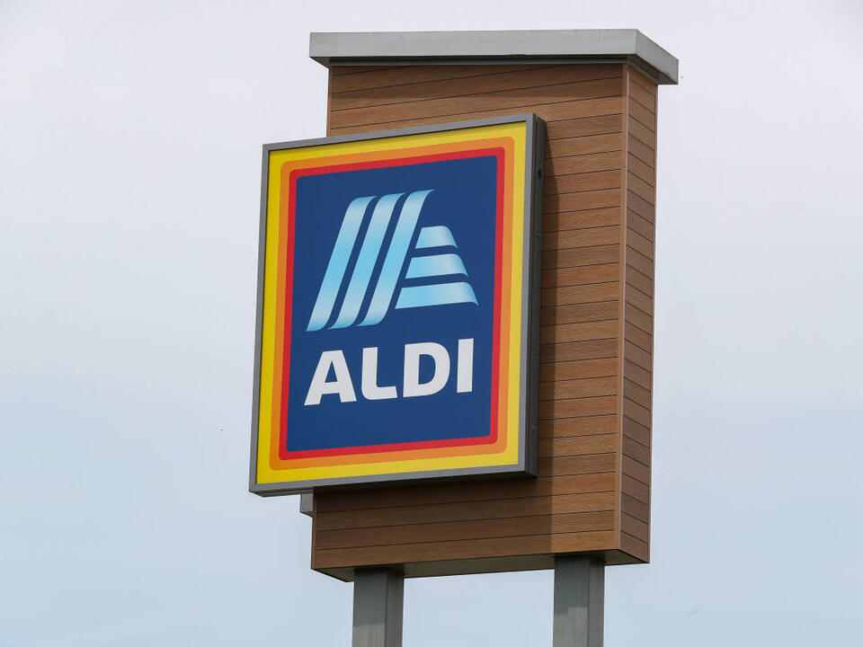 Aldi Is Selling Cozy 13 Yoga Pants Similar to Athleta and Quince