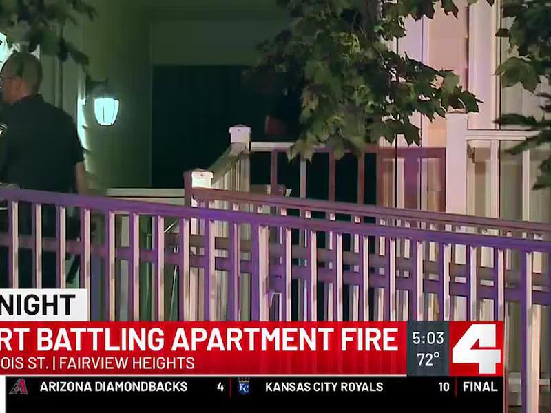Firefighter injured in Fairview Heights apartment fire
