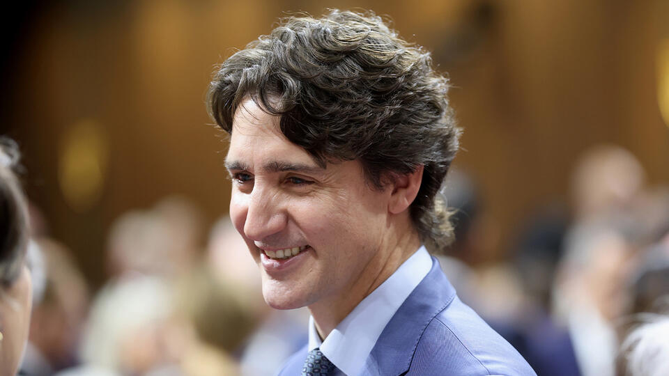 Justin Trudeau Flaunts Fit Body in Shirtless Look - NewsBreak