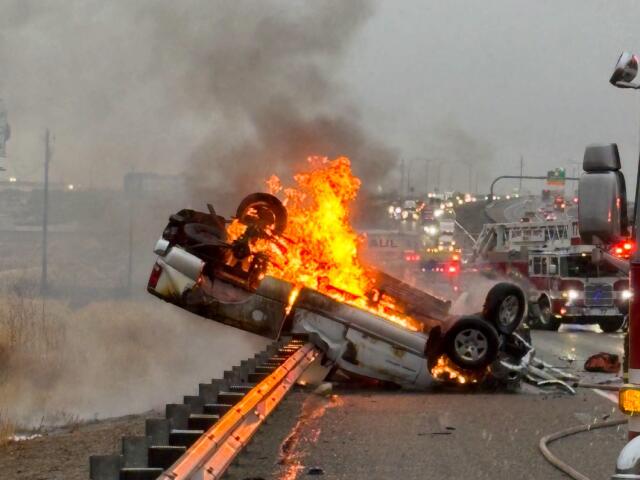 2 injured in fiery Friday morning crash on I-84 in Boise - NewsBreak