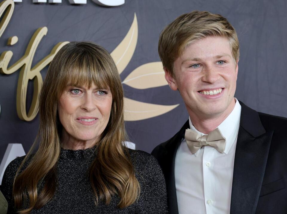 Robert Irwin Pays Emotional Tribute to Mom Terri on ‘Dancing With the ...
