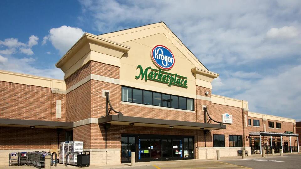 Battle of the bots: Kroger pilots autonomous inventory scanning robots ...