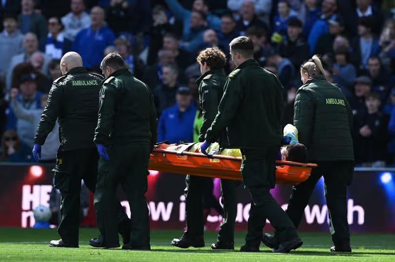 Everton star in tears after suffering injury blow in derby with ...