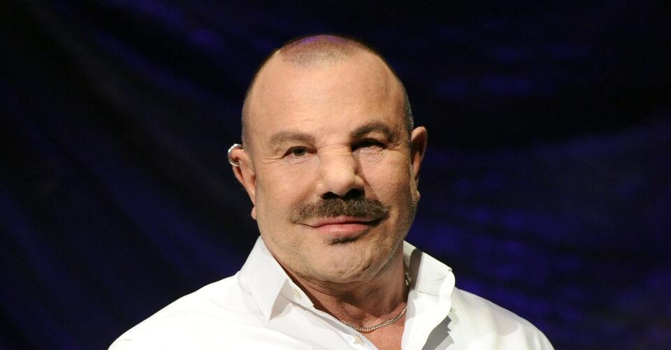 ‘Fashion is having a hard month’: Hollywood A-listers mourn designer Manfred Thierry Mugler – NewsBreak