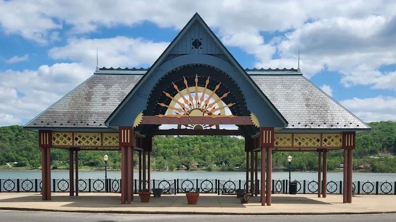 Forget Florida, Retire To This Midwest Gem With Casino Fun, River Views ...