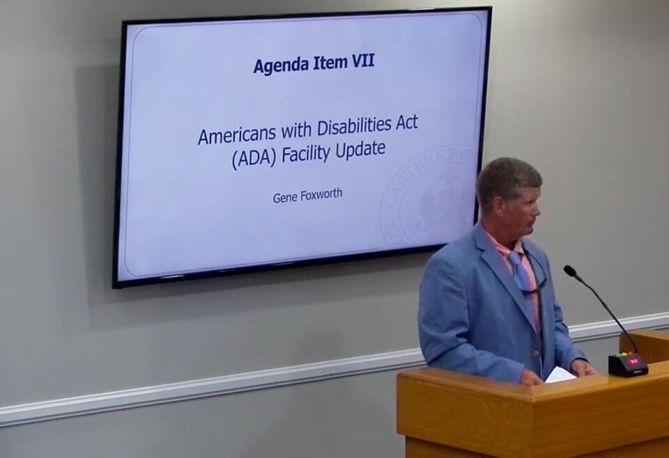 County Assistant Manager Gene Foxworth resigns - NewsBreak