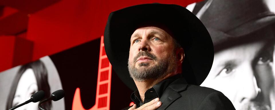 Garth Brooks Mourns Heartbreaking Death of Longtime Colleague: “She ...