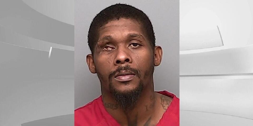 Man facing multiple charges after courtroom escape, police chase ...