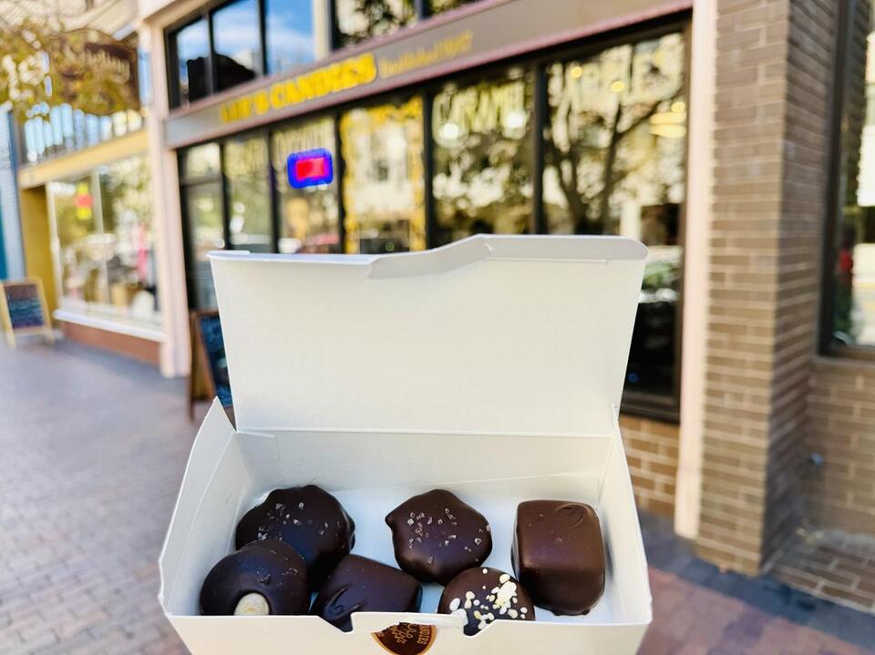 🍫🍬 Idaho’s favorite Halloween candy for 2026 has been revealed… and it ...