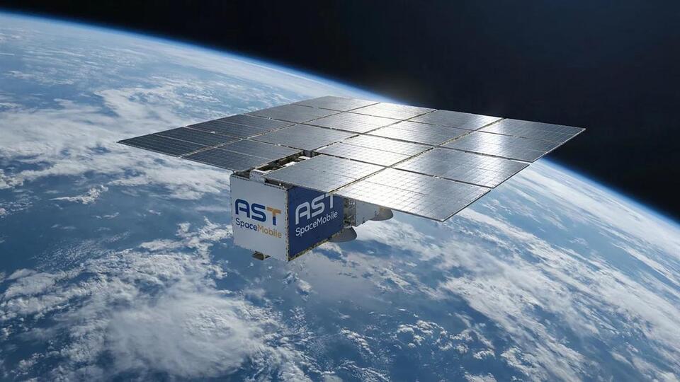 AST SpaceMobile Drops 15% After Blue Origin Satellite Mishap - NewsBreak