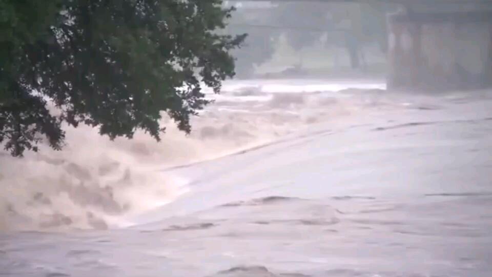 Breaking news! Texas flooding: 80 dead, further update - NewsBreak