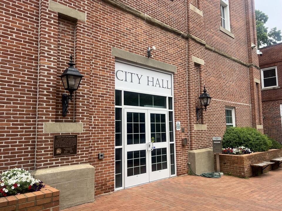 Athens adopts temporary data center moratorium - NewsBreak