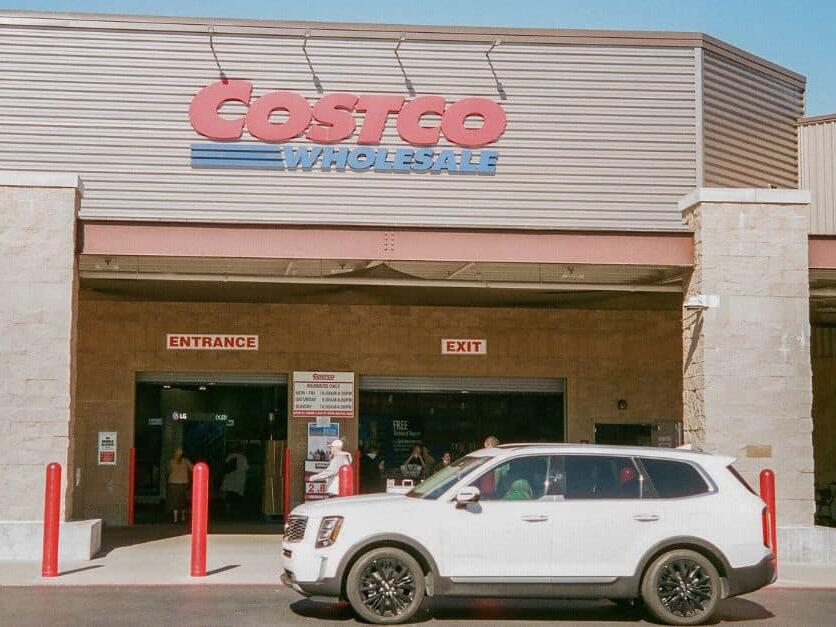 There Are Actually Good And Bad Days To Shop At Costco