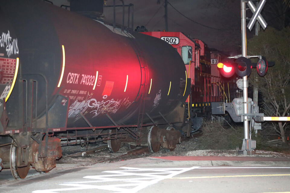 Train derails on Northern Florida Railroad line in Ocala; no injuries ...