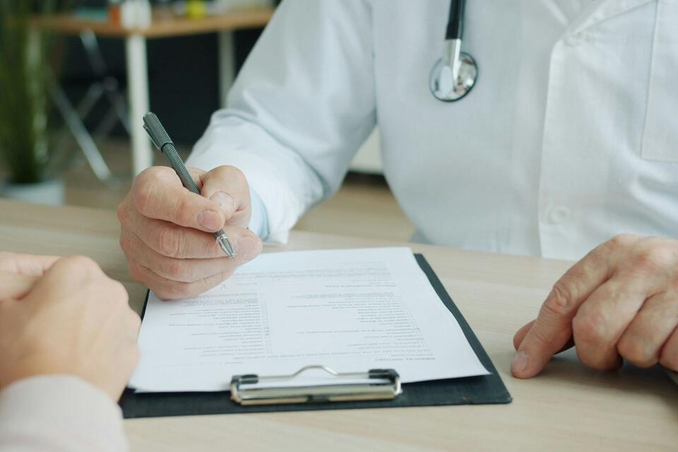 Taking a Sick Day - Texas Law and Bringing a Doctor's Note to Work ...
