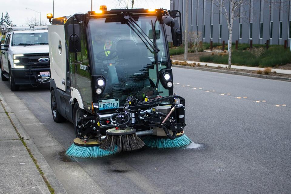 Redmond Adds Mini Sweeper for Bike Lane Cleaning - NewsBreak