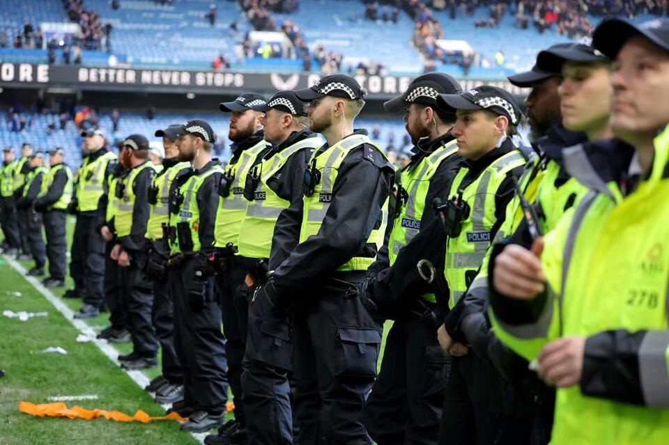 Rangers vs Celtic: Arrests made as police condemn 'shameful' scenes ...