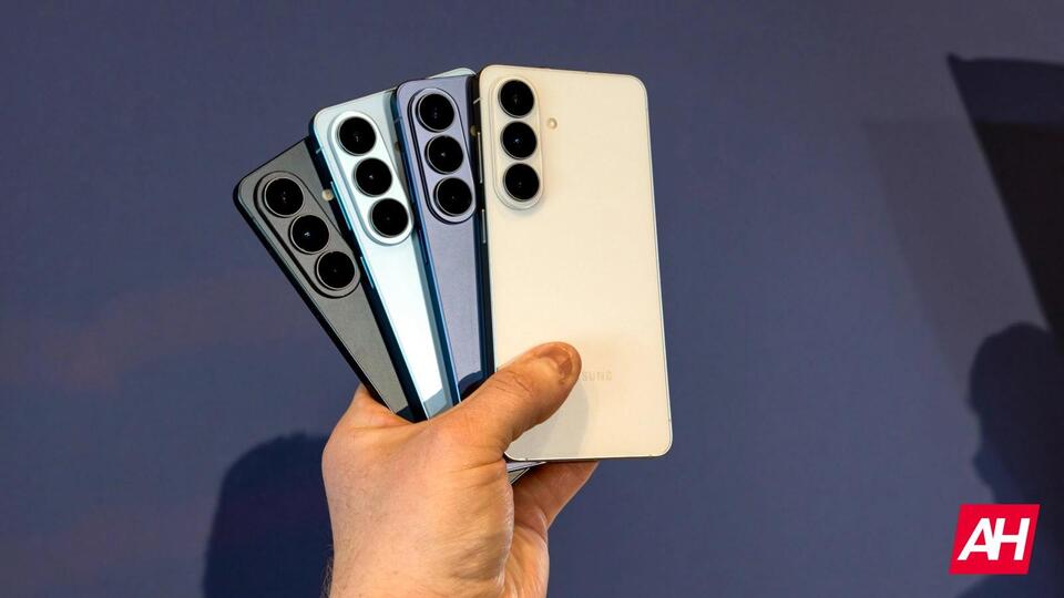 Does Samsung Galaxy S26 Plus Have an SD Card Slot? - NewsBreak