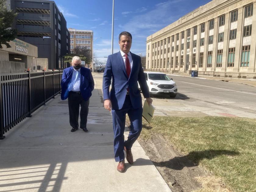 Ex KCK Detective Roger Golubski allowed to stay on home detention after