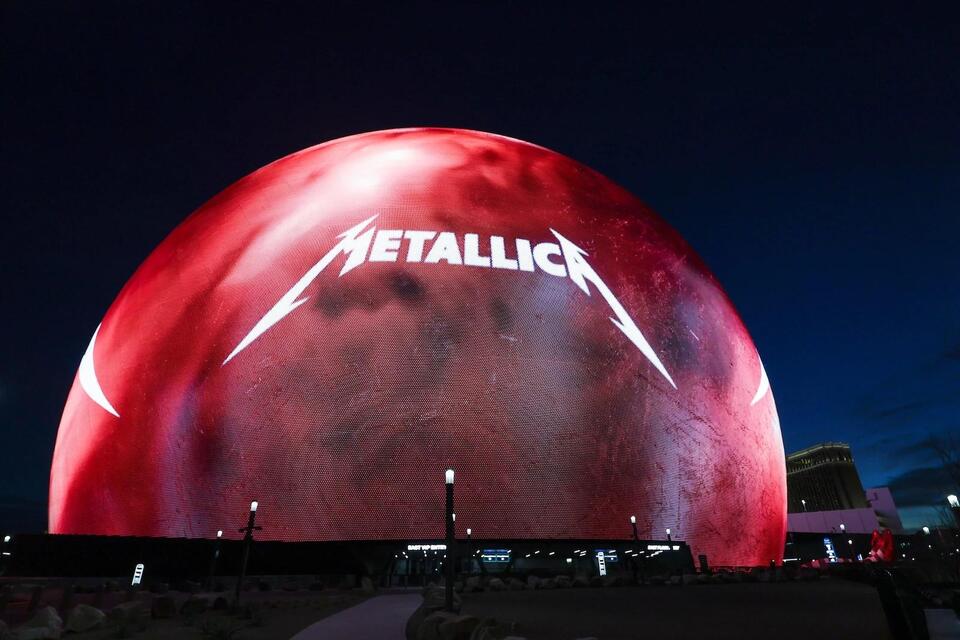 Metallica Expands Sphere Residency Into 2027 - NewsBreak