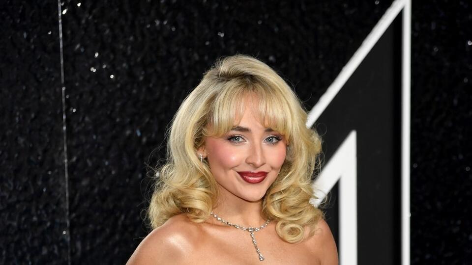 Sabrina Carpenter Goes Nearly-Nude for New Photoshoot - NewsBreak