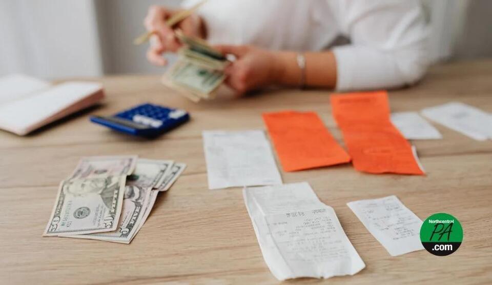 Legislators call for Pennsylvania to join states raising minimum wage