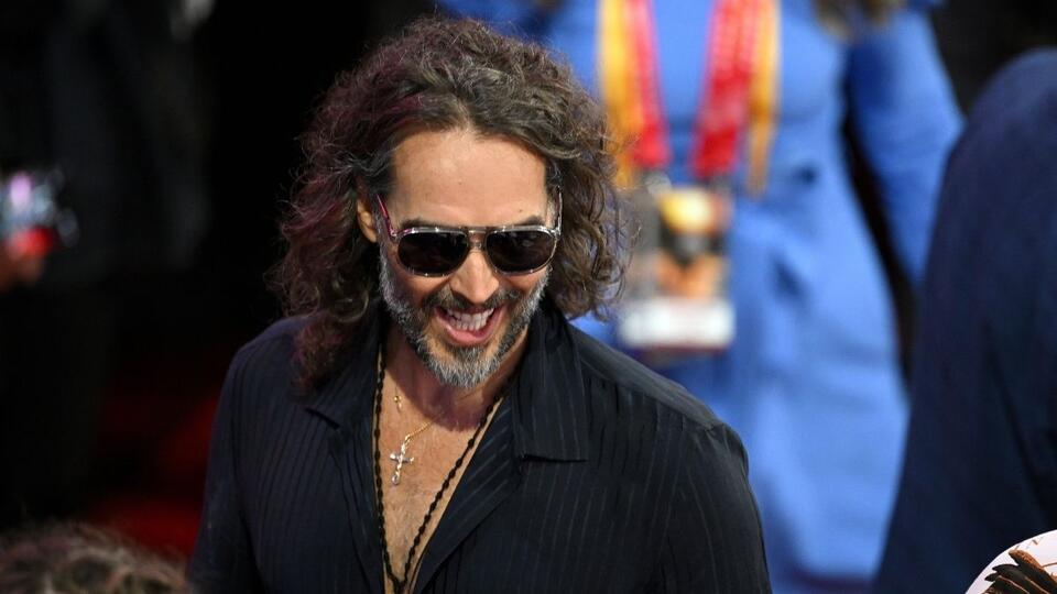 Russell Brand Slams Ex-Wife’s Relationship With Justin Trudeau - NewsBreak