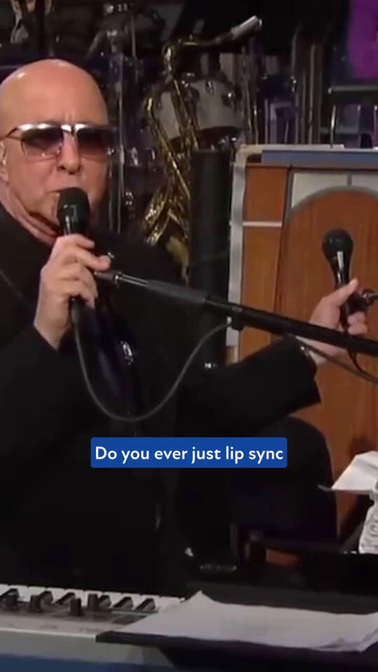 Miley Cyrus does not lip sync - NewsBreak